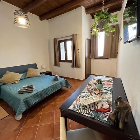 Vicolo Del Vento Stanza Scirocco Hotell Palermo Exteriör bild